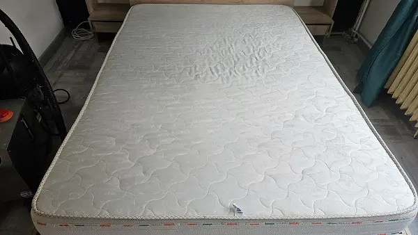 dupa curatare igienizare si spalare saltele in oradea cleanspot