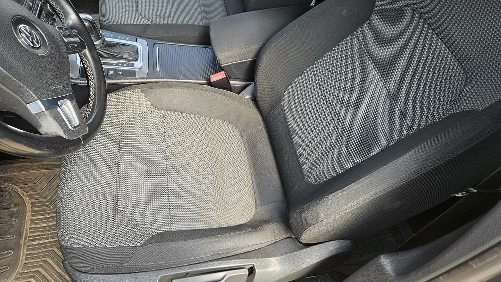 Detailing interior Volkswagen în Oradea cu curățare și igienizare completă a tapițeriei auto