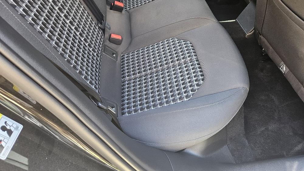 Banchetă auto înainte de spălarea interiorului în Oradea