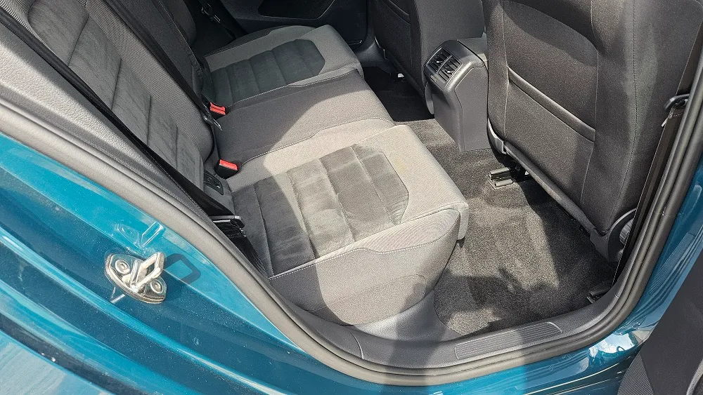 Scaune auto curate după spălarea profesională a tapițeriei în Oradea