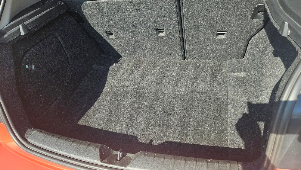 Spălarea profesională a covorașelor auto la CleanSpot Oradea