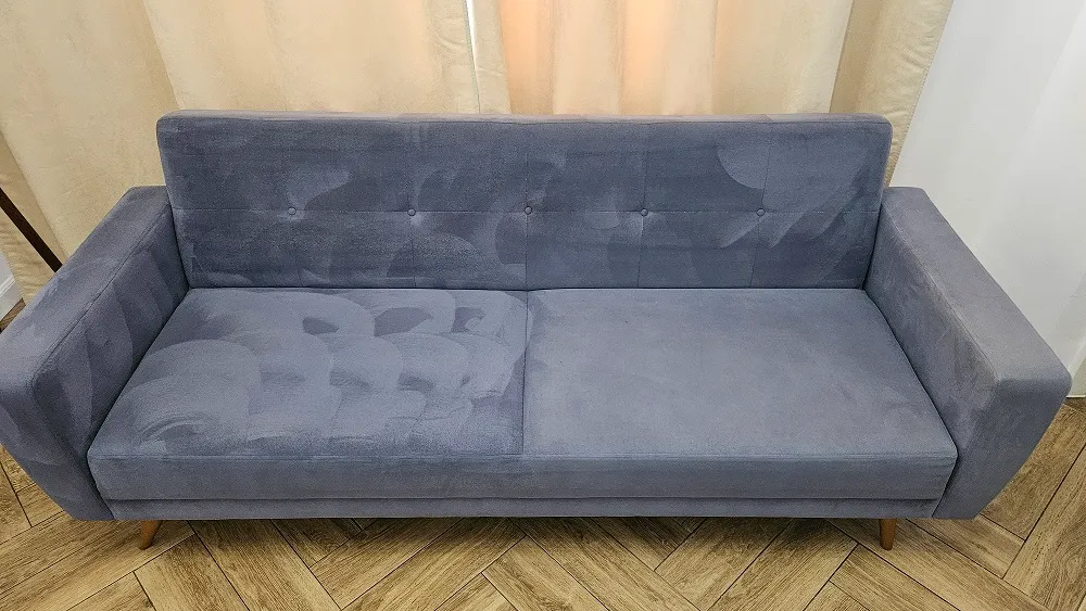 Curățare și spălare canapea la domiciliu în Oradea cu echipament profesional Clean-Spot