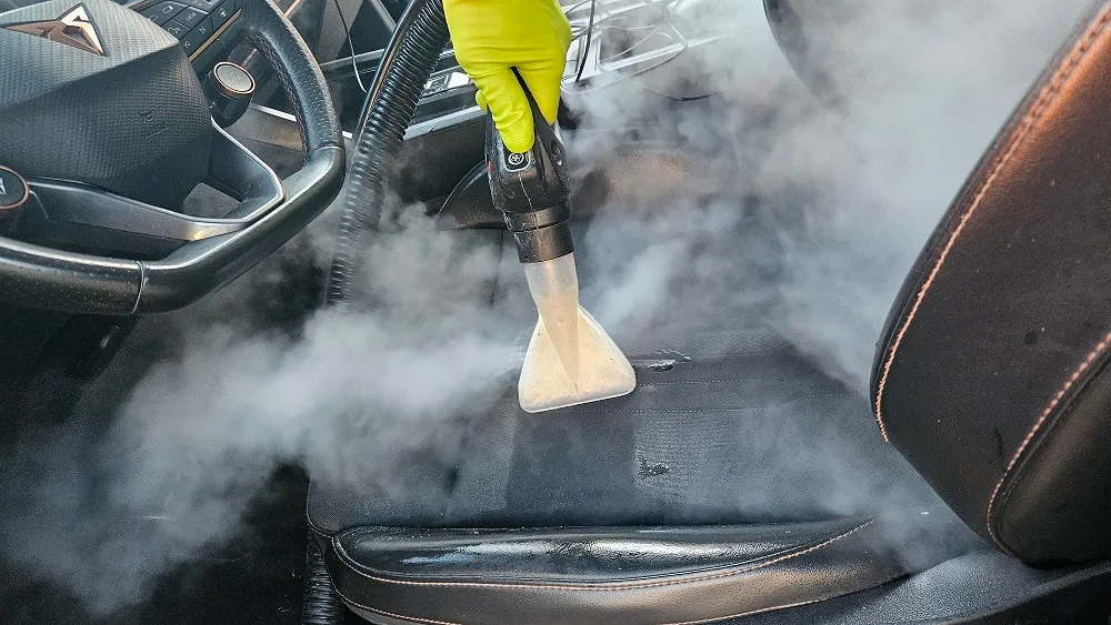 Igienizare și curățare tapițerie auto cu abur în Oradea la Clean Spot